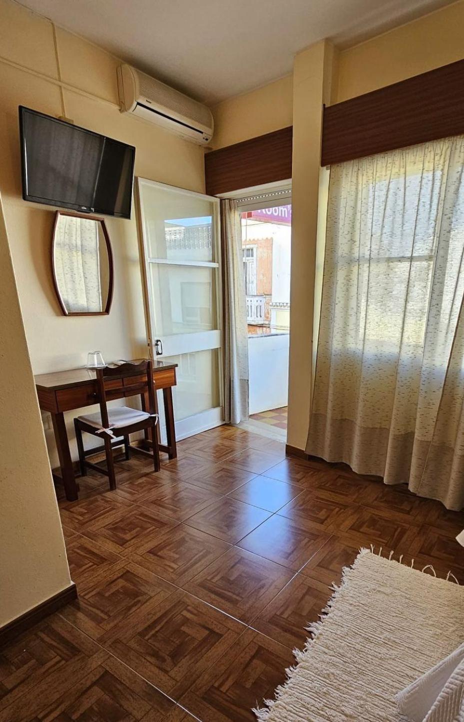 Romeu Bed & Breakfast Quarteira Dış mekan fotoğraf